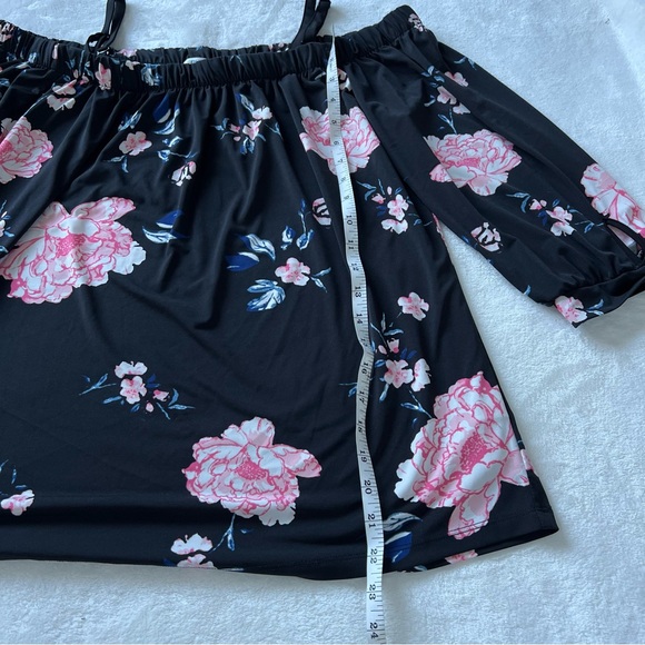 Ricki’s Off the shoulder Floral Top - Picture 4 of 8